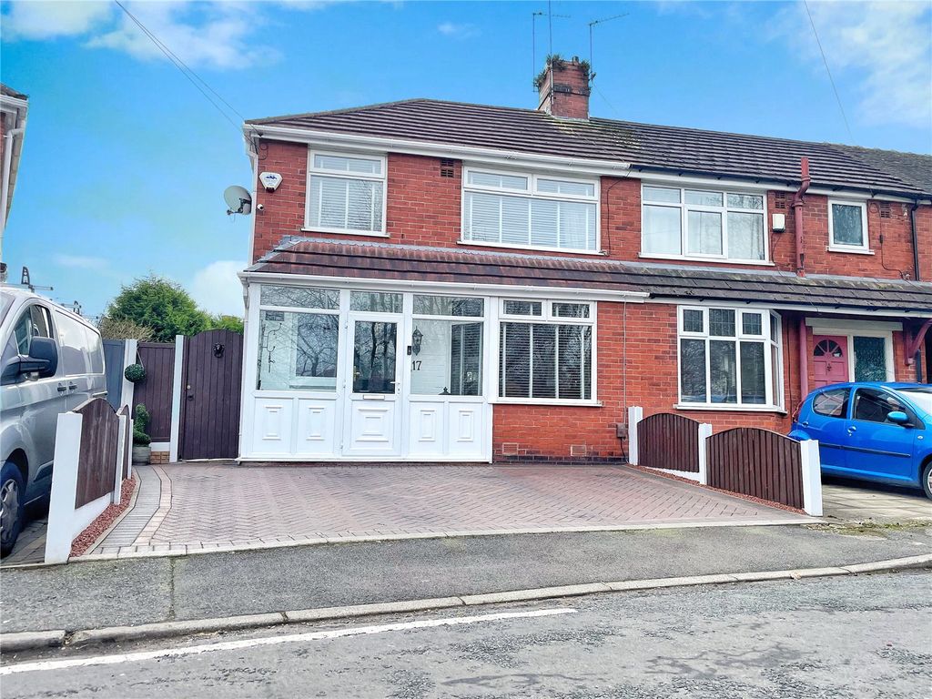 2 bed semidetached house for sale in Argyll Road, Chadderton, Oldham, Greater Manchester OL9, £