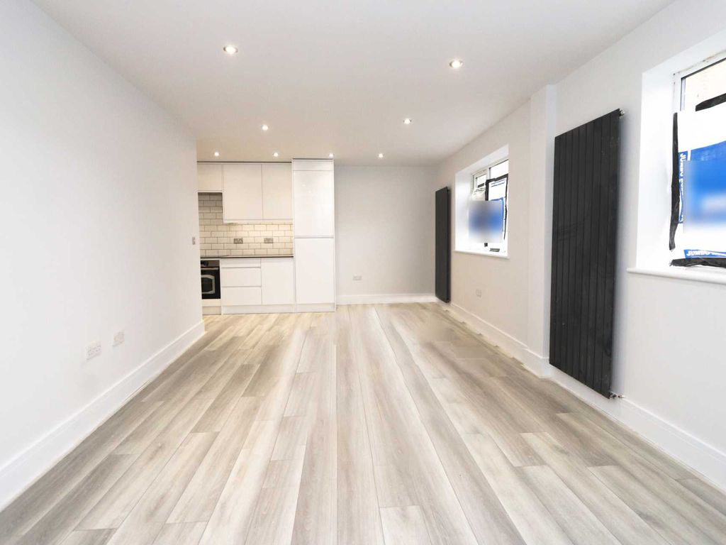 2 bed detached house to rent in Alric Avenue, New Malden KT3 Zoopla