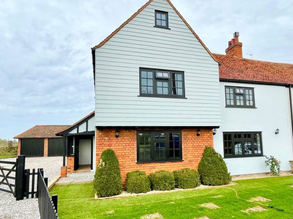 4 bed detached house for sale in Barling Road, Barling Magna, Essex SS3