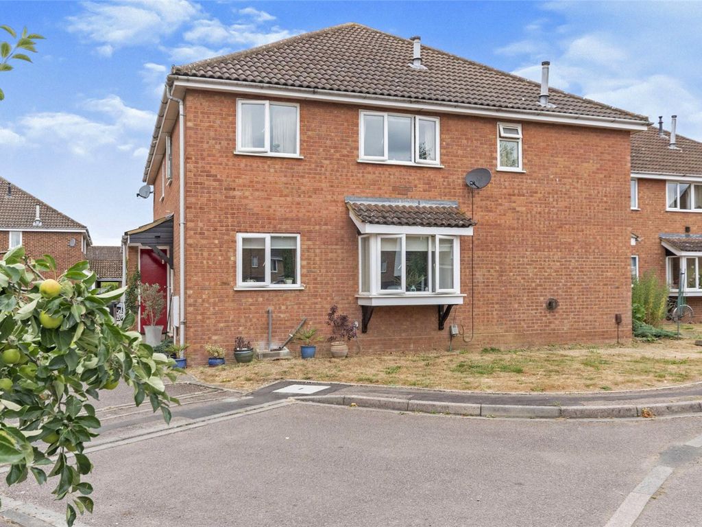 2 bed detached house for sale in Heron Close, Biggleswade SG18 Zoopla