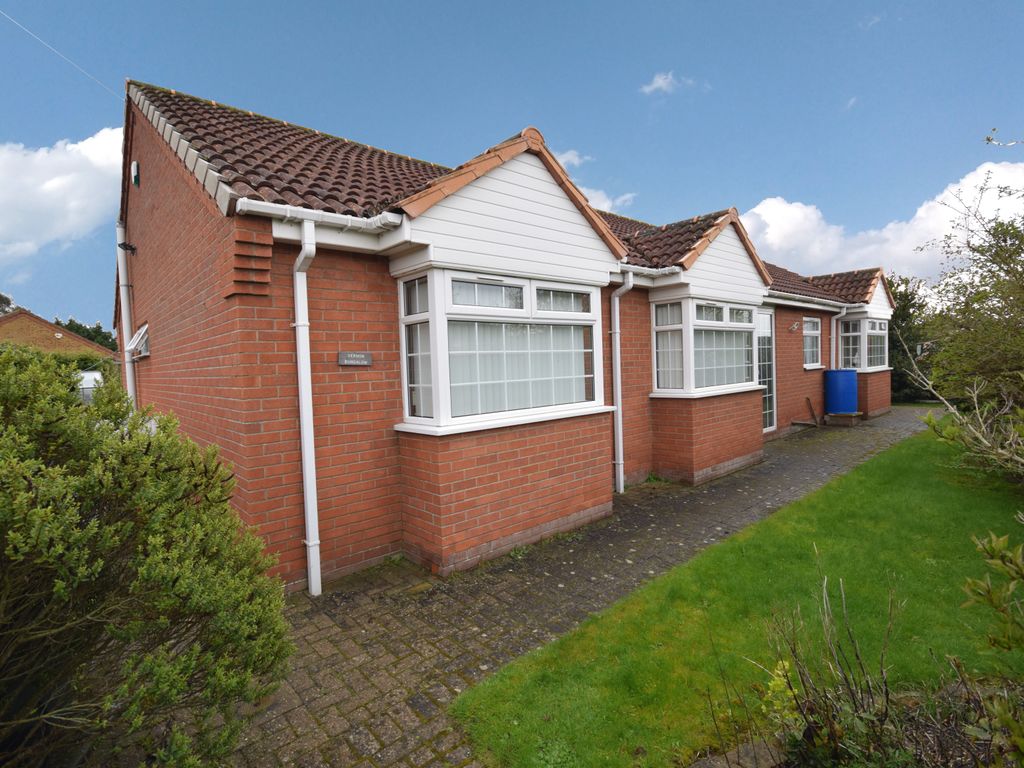 3 bed bungalow for sale in Lindum Grove, Chapel St Leonards PE24 Zoopla
