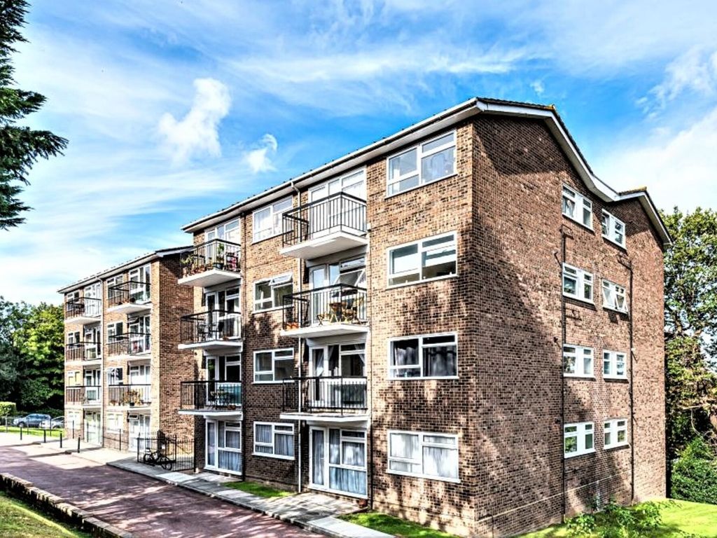 1 bed flat for sale in Scotts Avenue, Shortlands, Bromley BR2, £187,500
