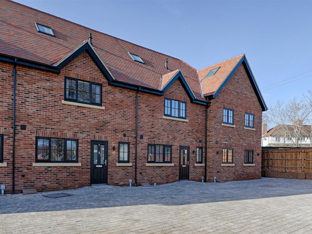 5 bed property to rent in Mandeville Drive, St.Albans AL1 Zoopla