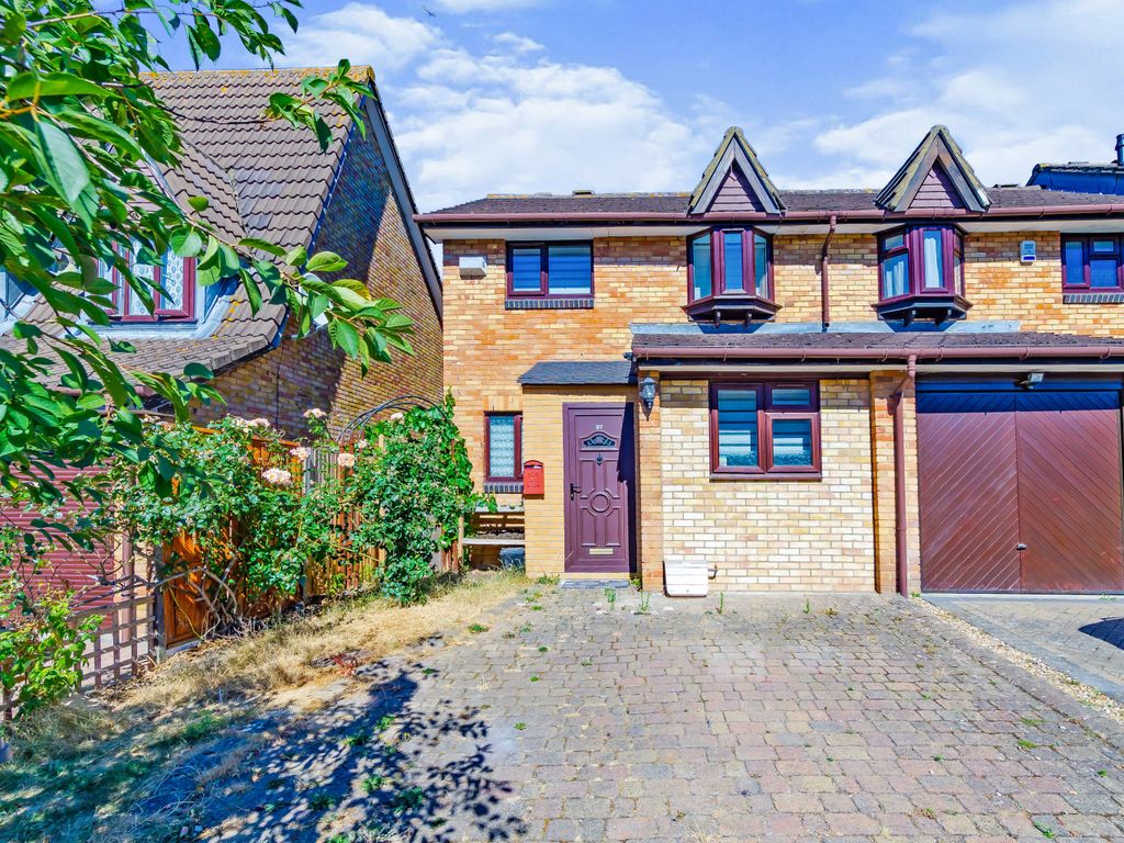 Cornflower Lane, Shirley, Croydon, Surrey CR0  