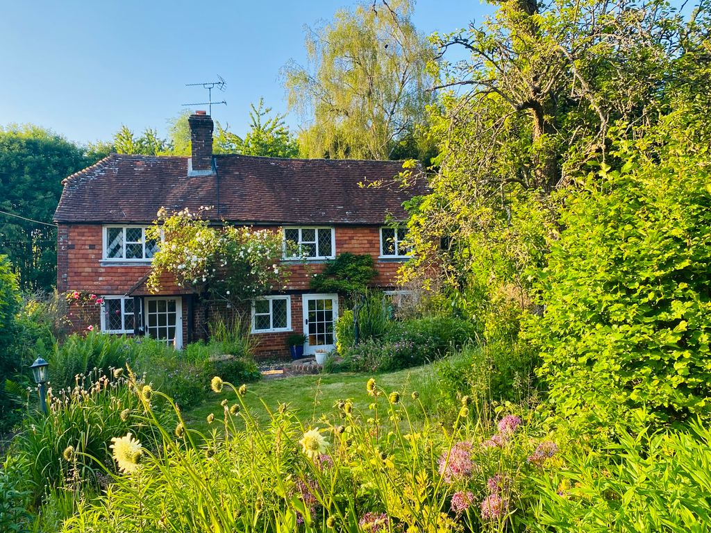 4 bed cottage to rent in Haslemere Road, Brook GU8 Zoopla