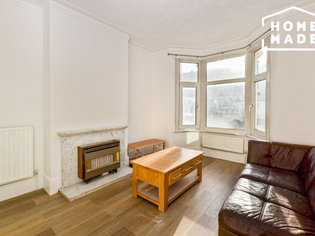 3 bed terraced house to rent in Nags Head Road, Ponders End, Enfield