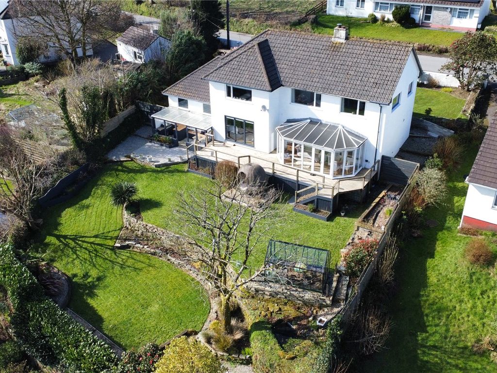 5 bed detached house for sale in Dark Lane, Camelford PL32, £595,000