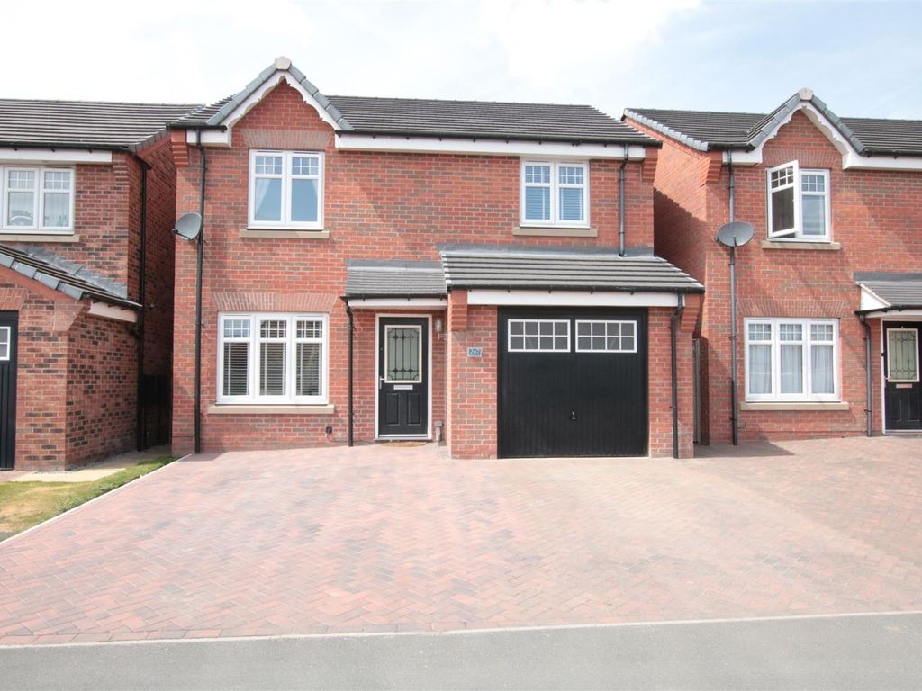 4 bed detached house for sale in West End Lane, New Rossington