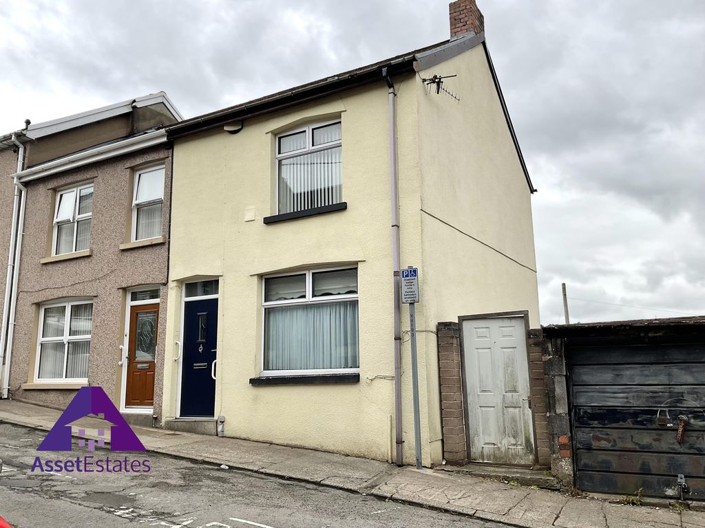 3 bed end terrace house for sale in Lower Royal Lane, Abertillery NP13