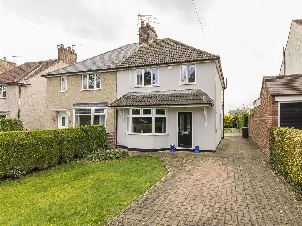 3 bed semidetached house for sale in The Green, Hasland, Chesterfield