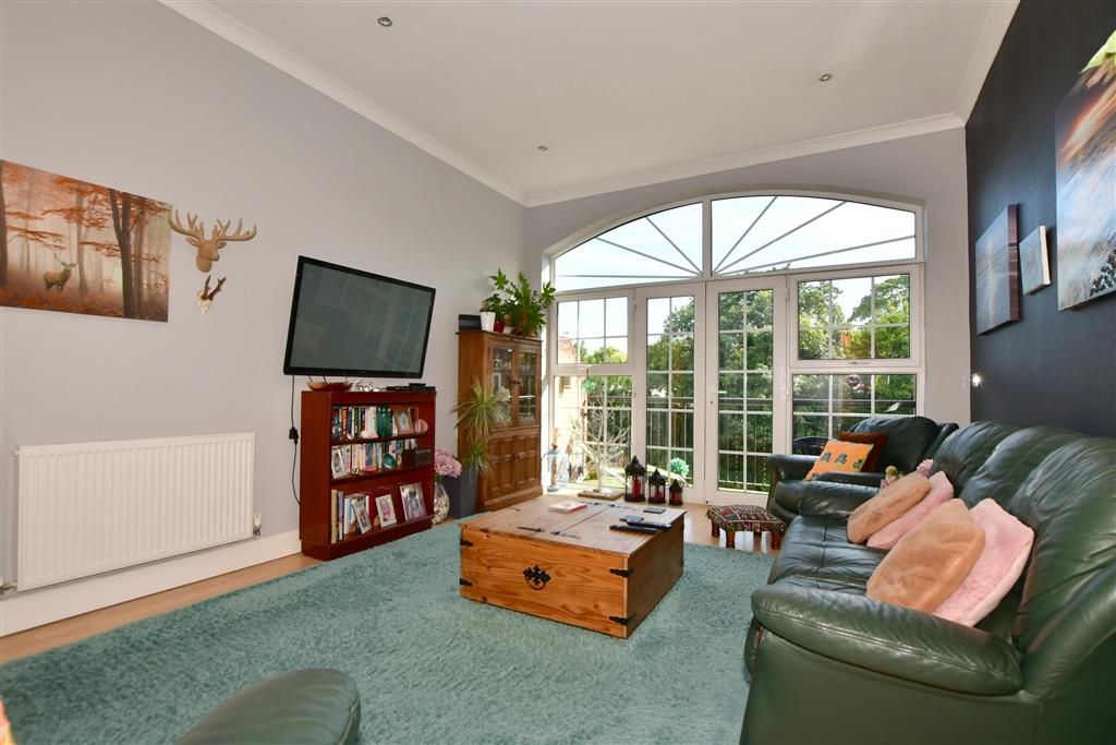 3 bed town house for sale in St. Peter Street, Maidstone, Kent ME16