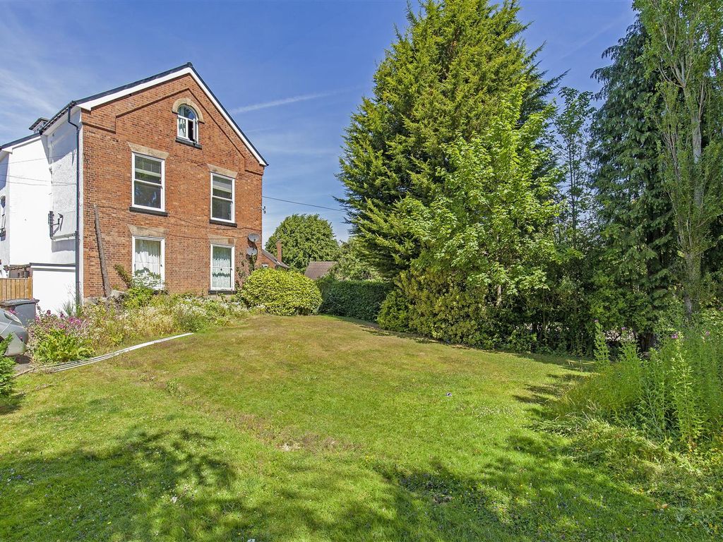 1 bed flat to rent in Brampton House, Old Hall Road, Chesterfield S40