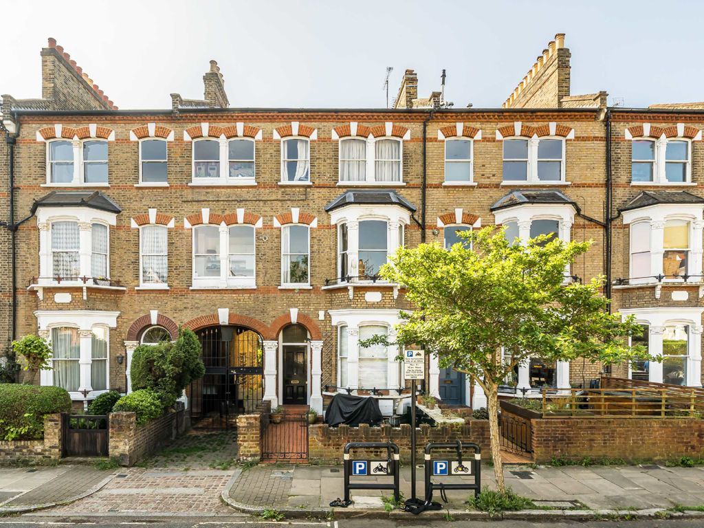 2 bed flat for sale in Mercers Road, London N19, £650,000 Zoopla