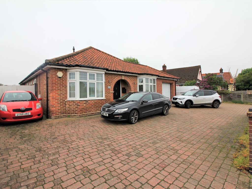 5 bed detached house to rent in Heartsease Lane, Norwich NR7 Zoopla
