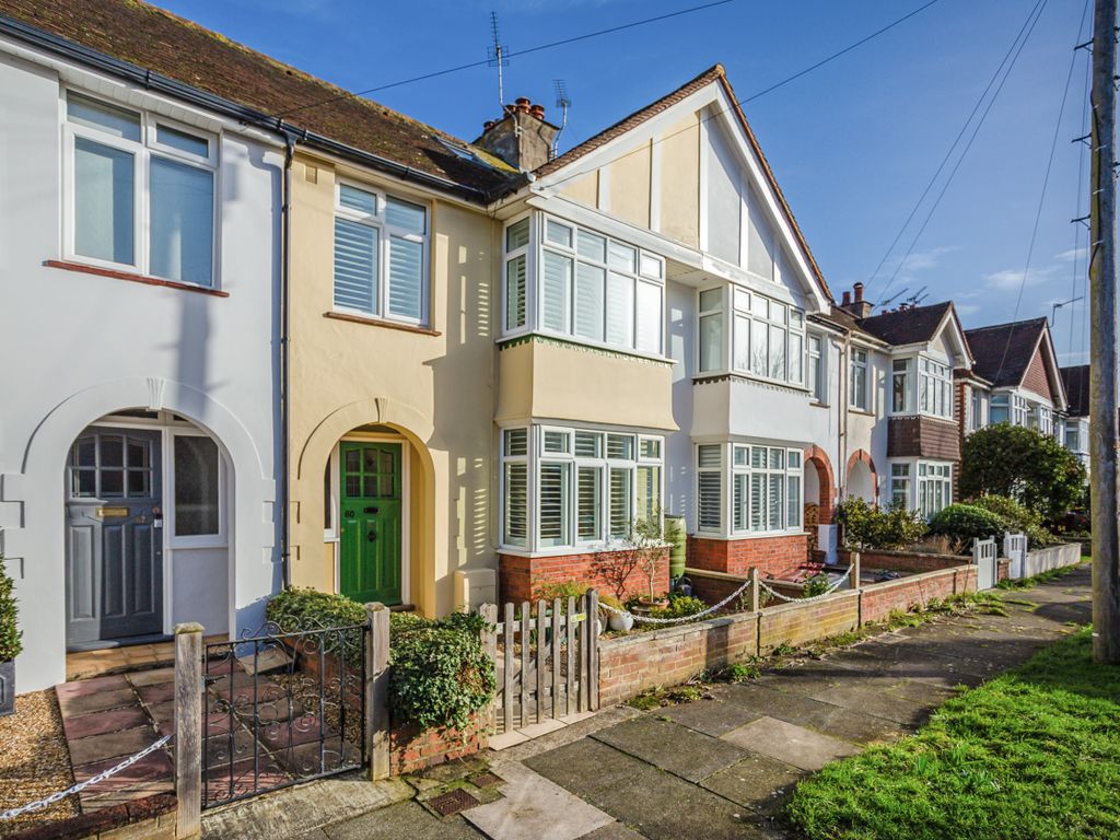 3 bed terraced house for sale in Orchard Avenue, Chichester PO19, £