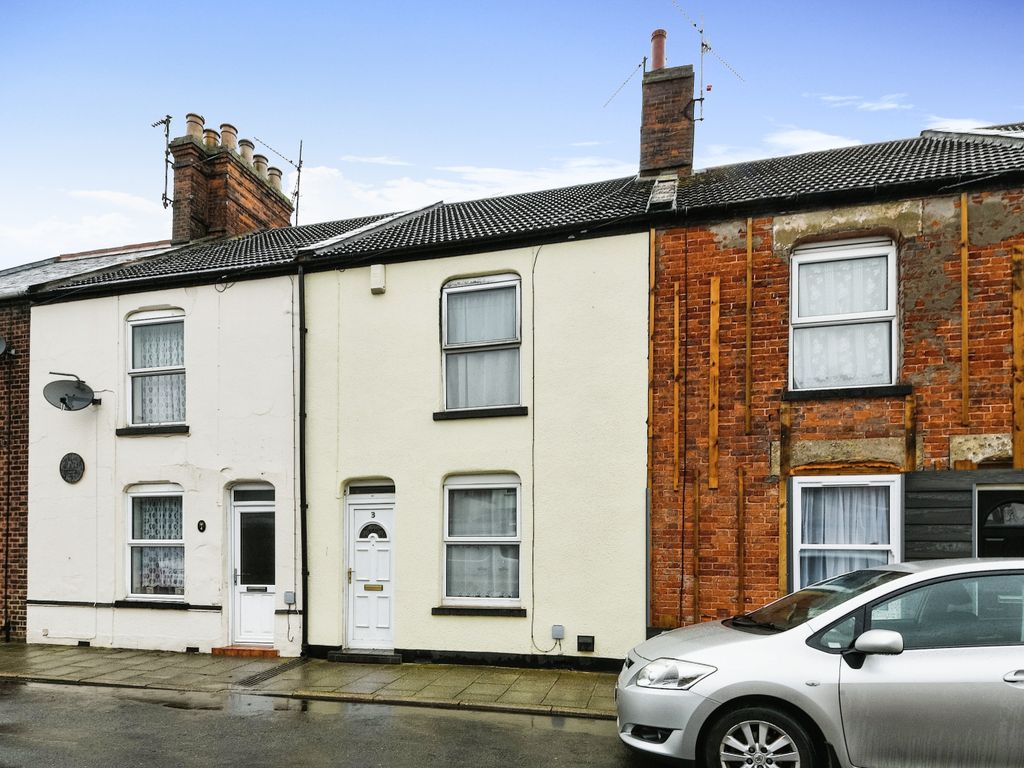 2 bed terraced house for sale in Whitefriars Terrace, King's Lynn
