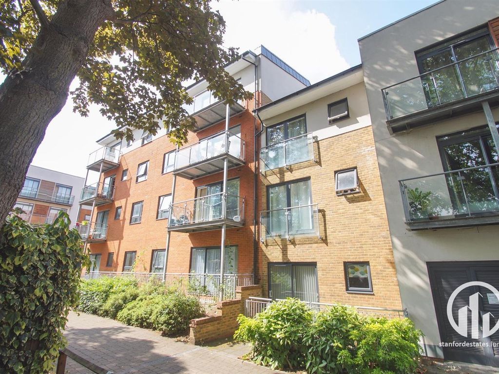 Desvignes Drive, Hither Green, London SE13