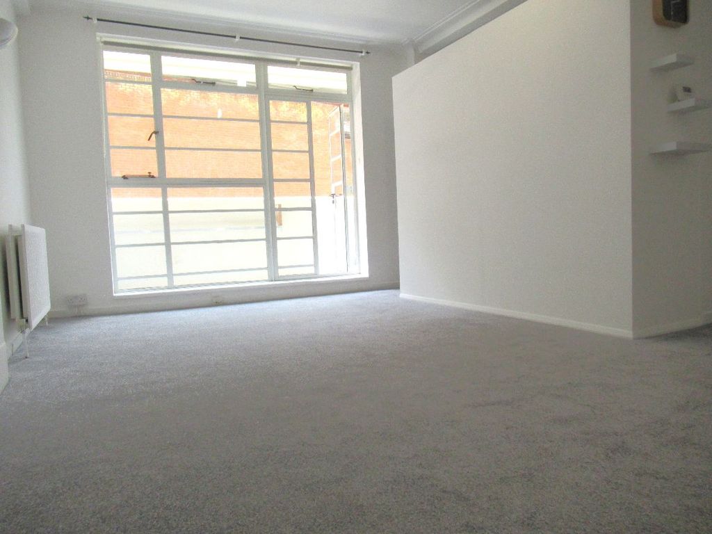 Studio to rent in Lichfield Court, Sheen Road, Richmond TW9 Zoopla
