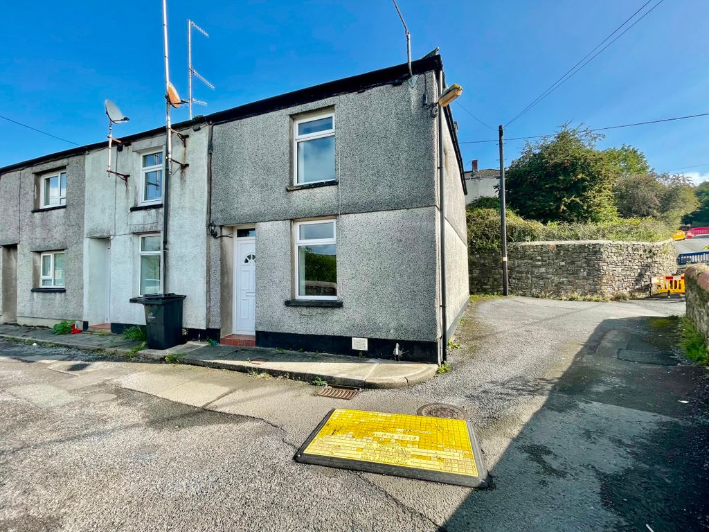 2 bed terraced house to rent in Ladysmith Terrace, Tredegar