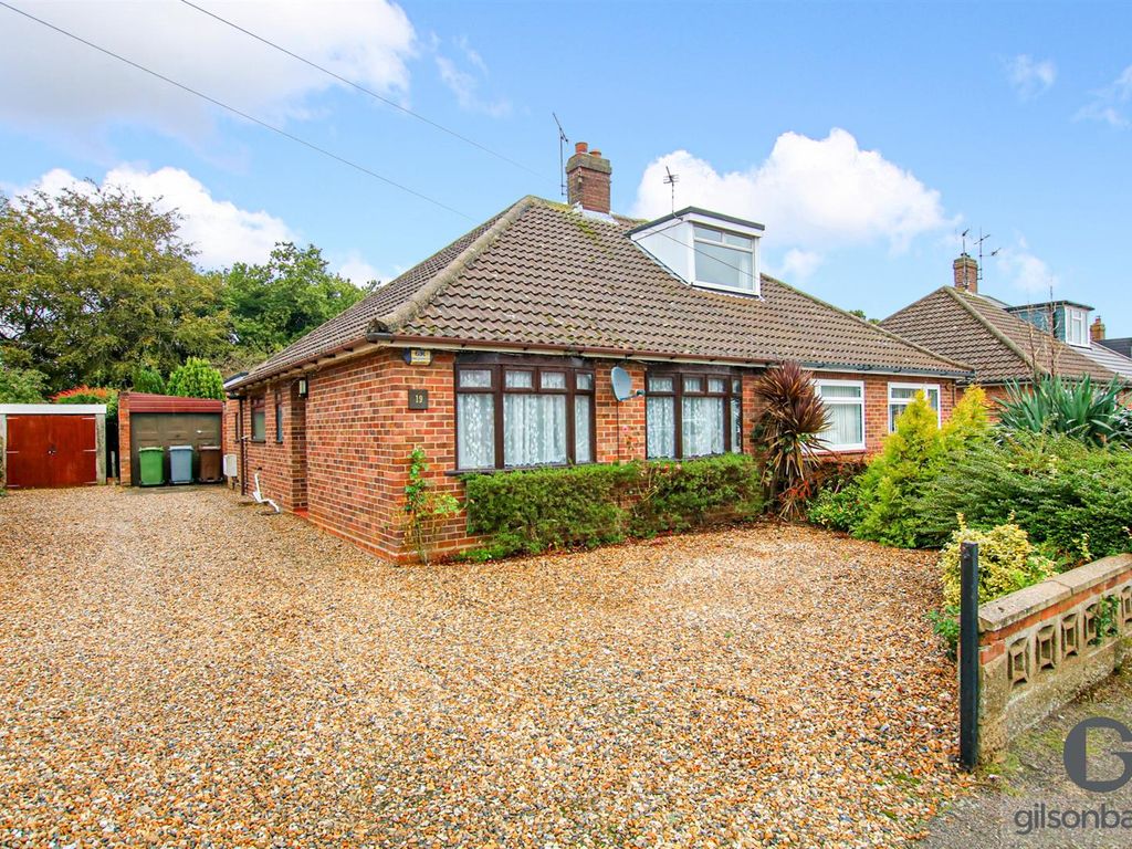 2 bed semidetached bungalow for sale in South Hill Close, Thorpe St