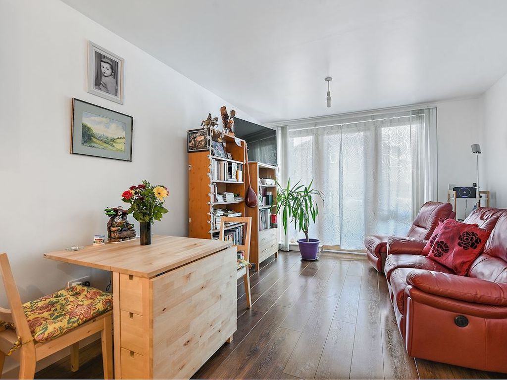 1 Richards Close, Harrow HA1  