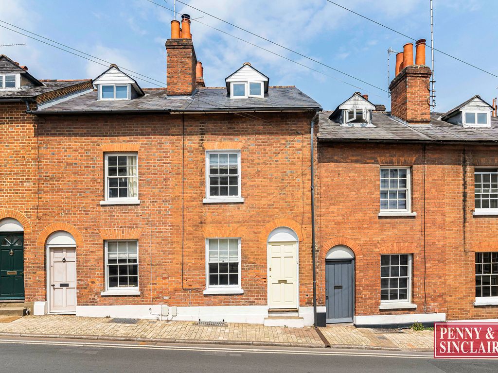 3 bed terraced house for sale in Gravel Hill, HenleyOnThames RG9, £