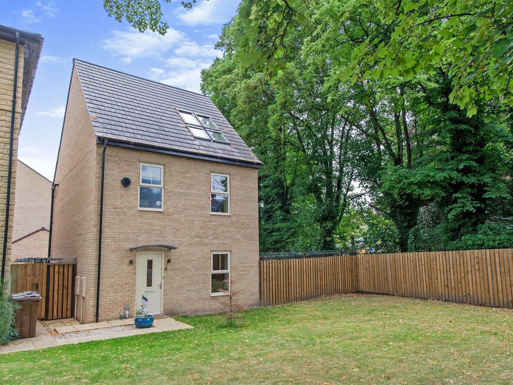 4 bed detached house for sale in Voysey Avenue, Castleford WF10 Zoopla