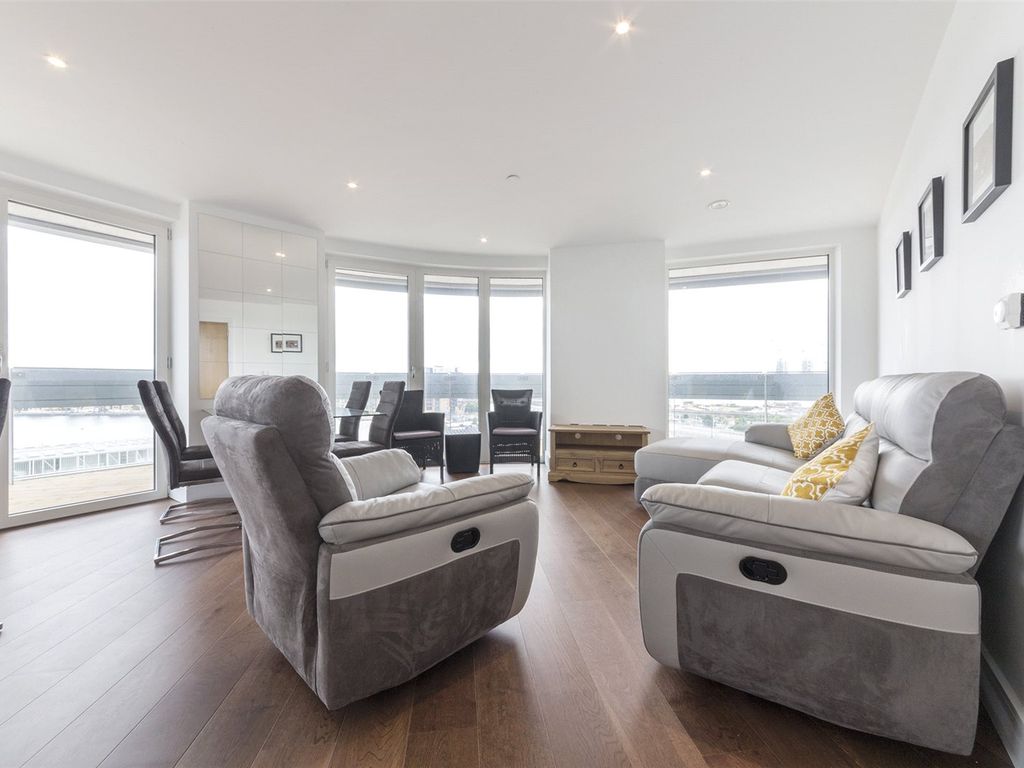 Gateway Tower 28 Western Gateway London E16  