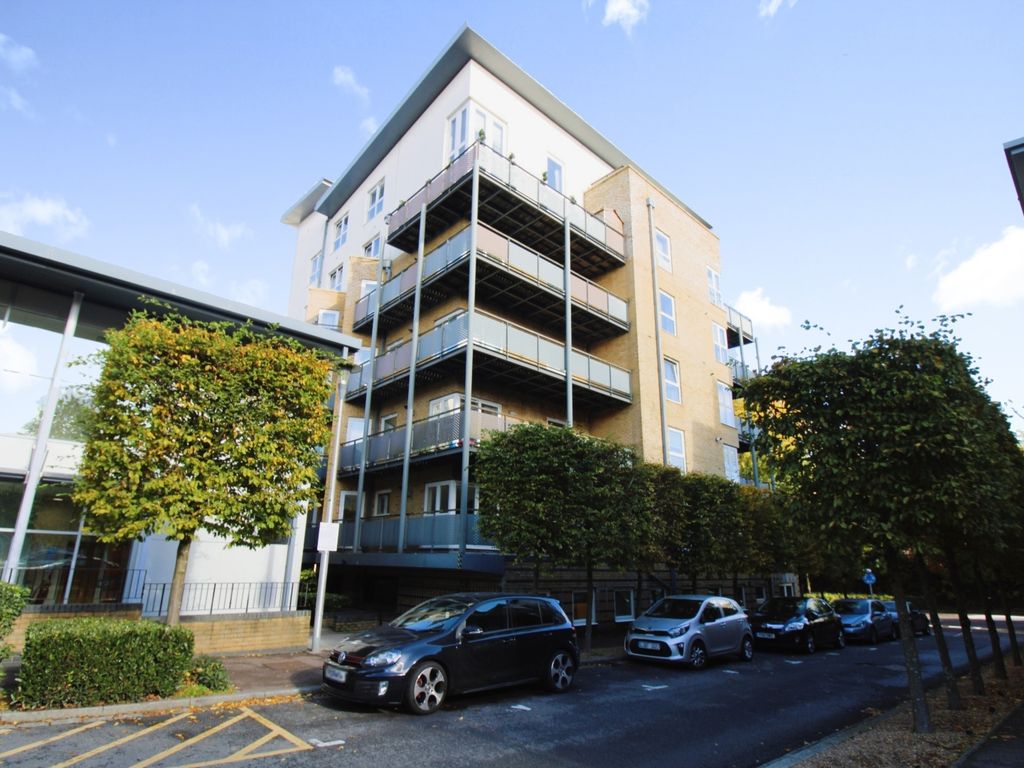 2 bed flat for sale in Metropolitan Station Approach, Watford WD18 Zoopla