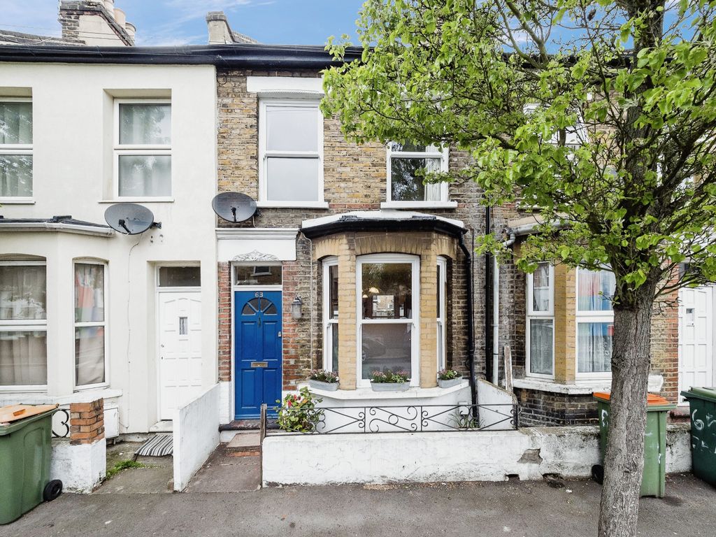 2 bed terraced house for sale in Janson Road, London E15 Zoopla