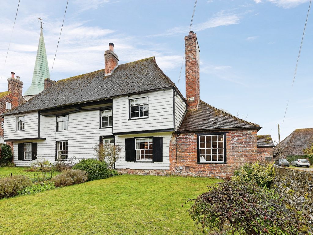 3 bed semidetached house for sale in Church Lane, Barham, Canterbury