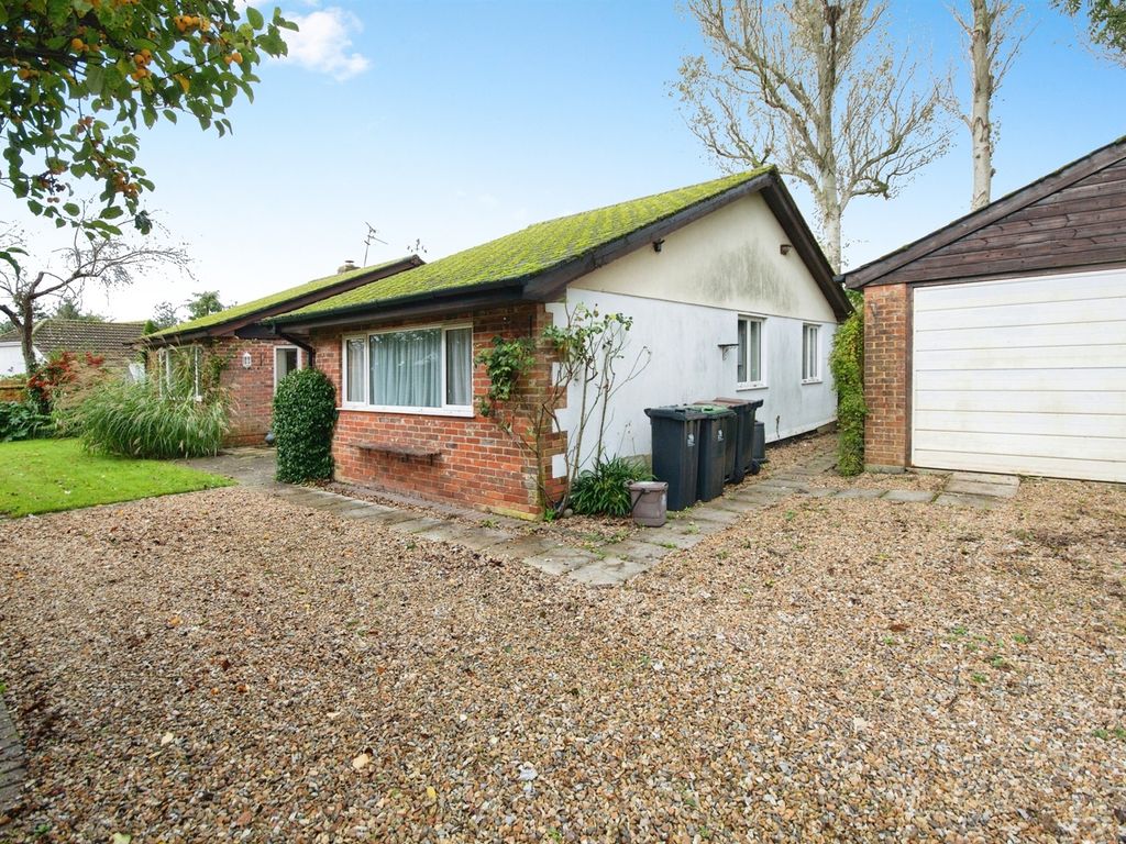 3 bed detached bungalow for sale in Station Road, Child Okeford