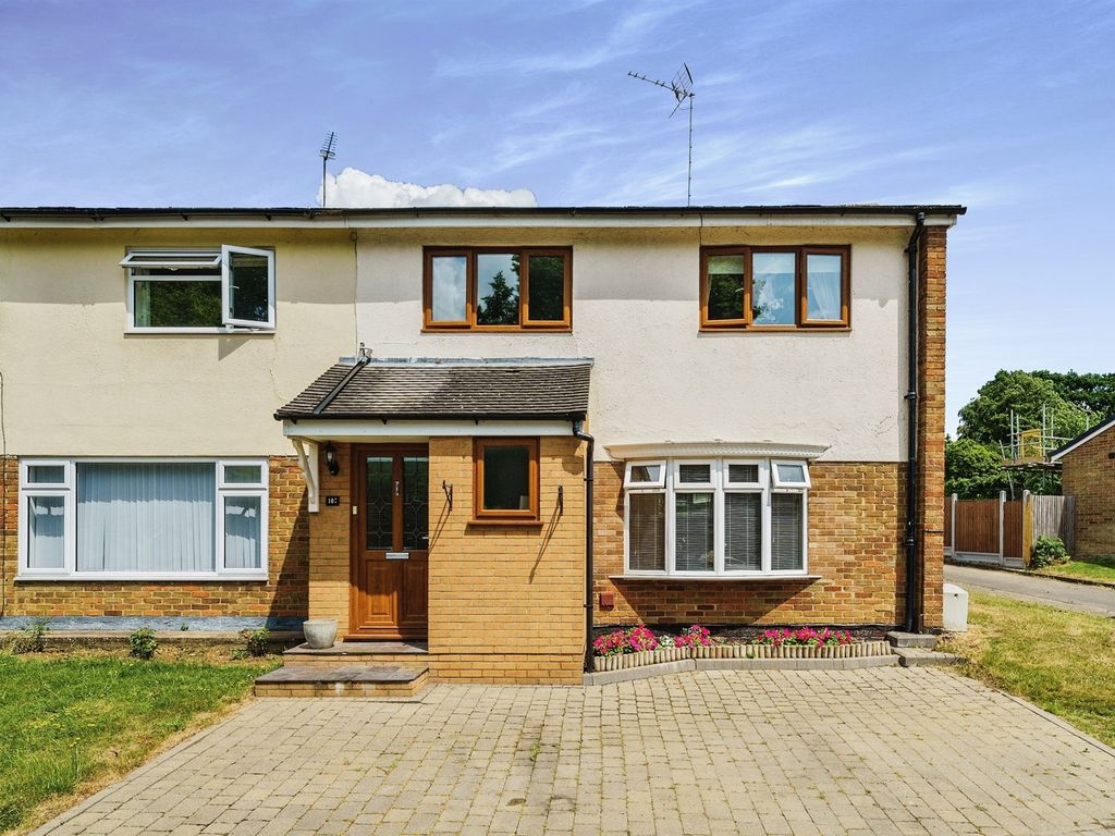 2 bed end terrace house for sale in Collins Meadow, Harlow CM19, £