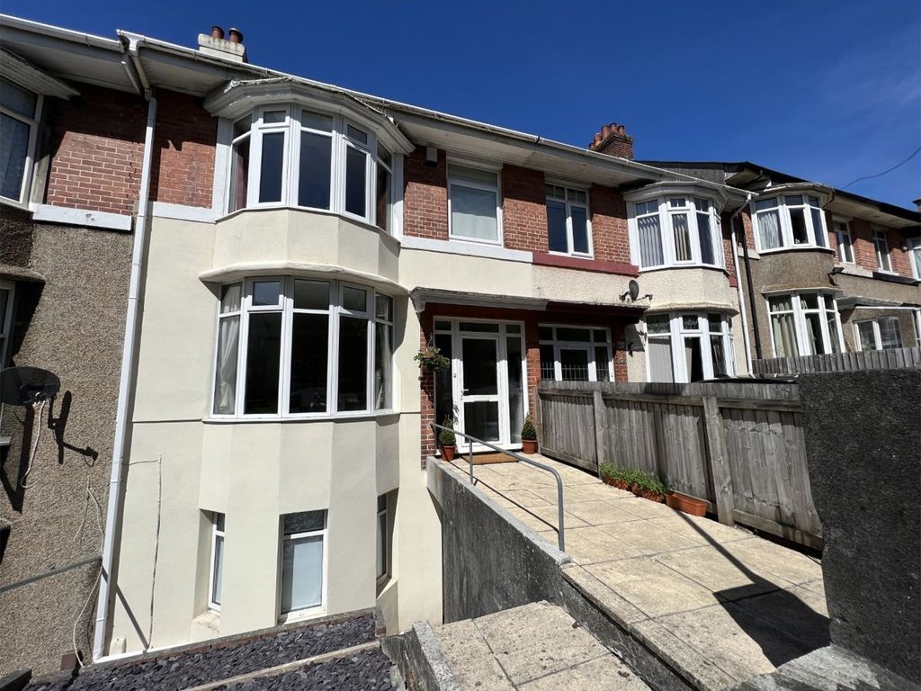 4 bed terraced house for sale in Queens Road, Plymouth PL4 Zoopla