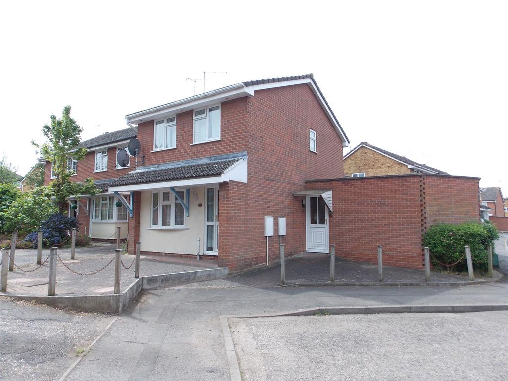 3 bed detached house for sale in Flamborough Close, Woodston