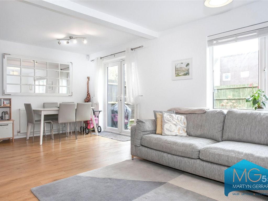 3 bed terraced house for sale in Domville Close, Whetstone, London N20