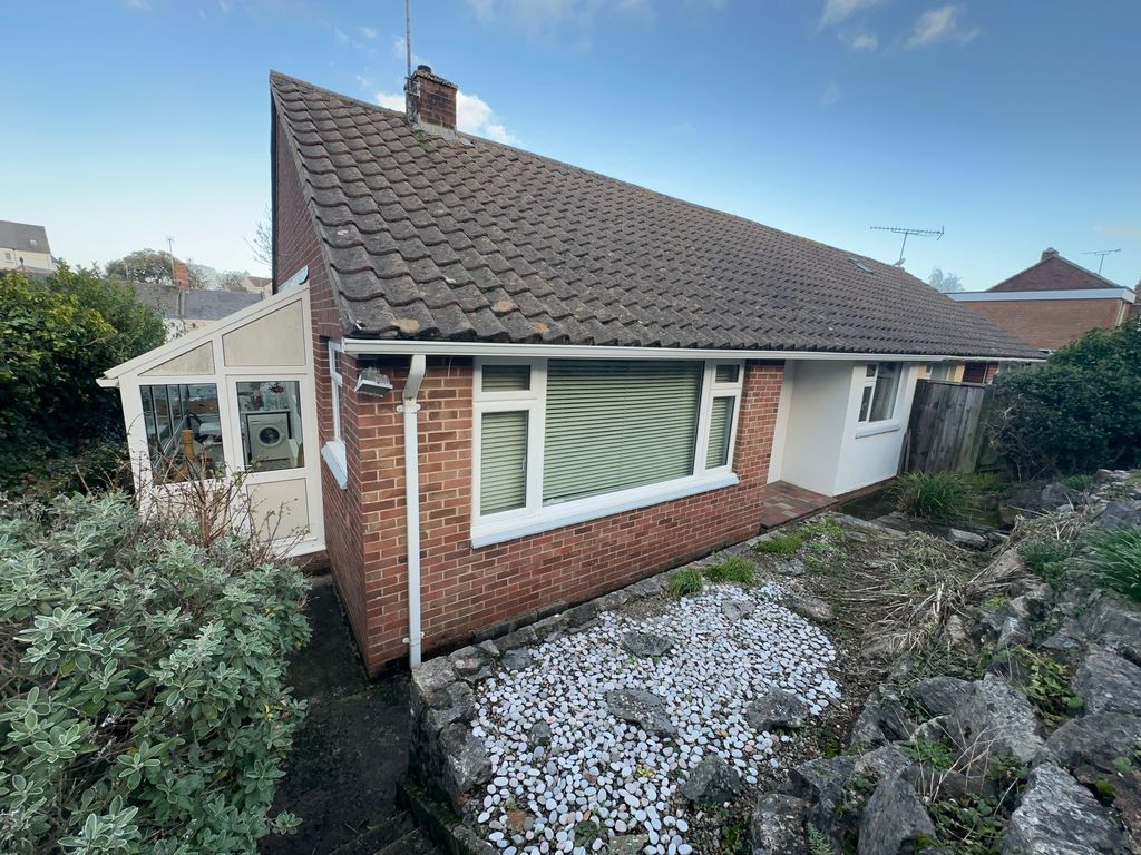 3 bed semidetached bungalow for sale in Perinville Road, Torquay TQ1