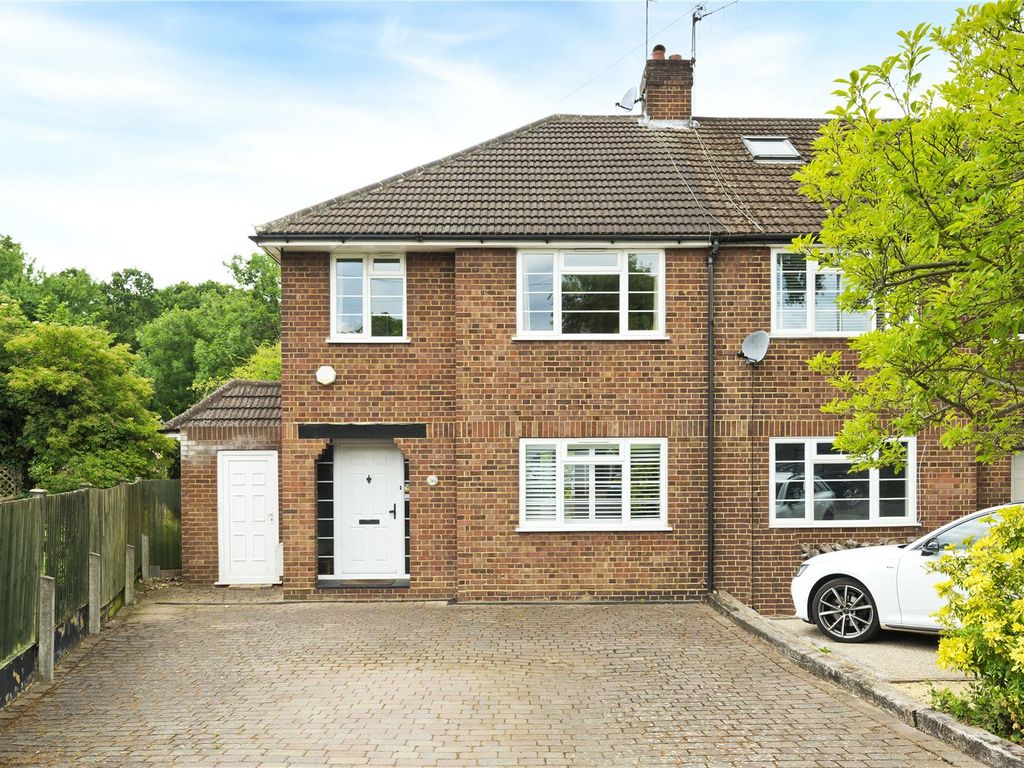 3 bed semidetached house for sale in Angel Road, Thames Ditton, Surrey