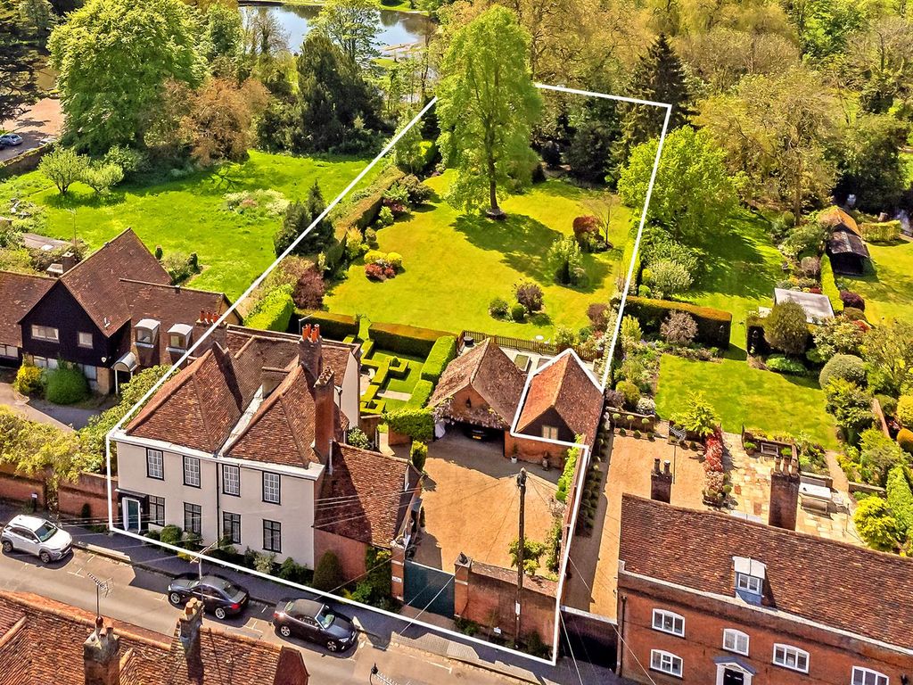 5 bed detached house for sale in Manor Garden House, Fishpool Street