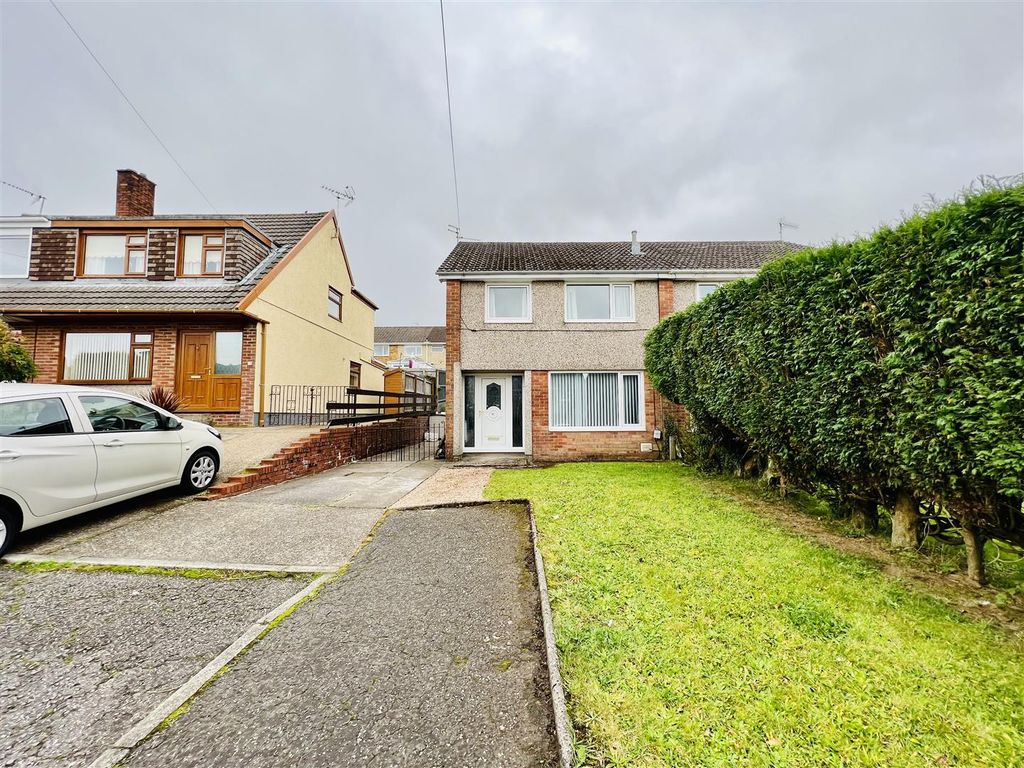 3 bed semidetached house for sale in Rhiwlas, Dunvant, Swansea SA2