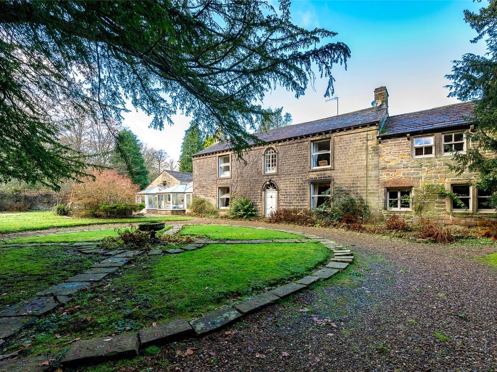 5 bed detached house for sale in Barleydale Road, Barrowford, Nelson