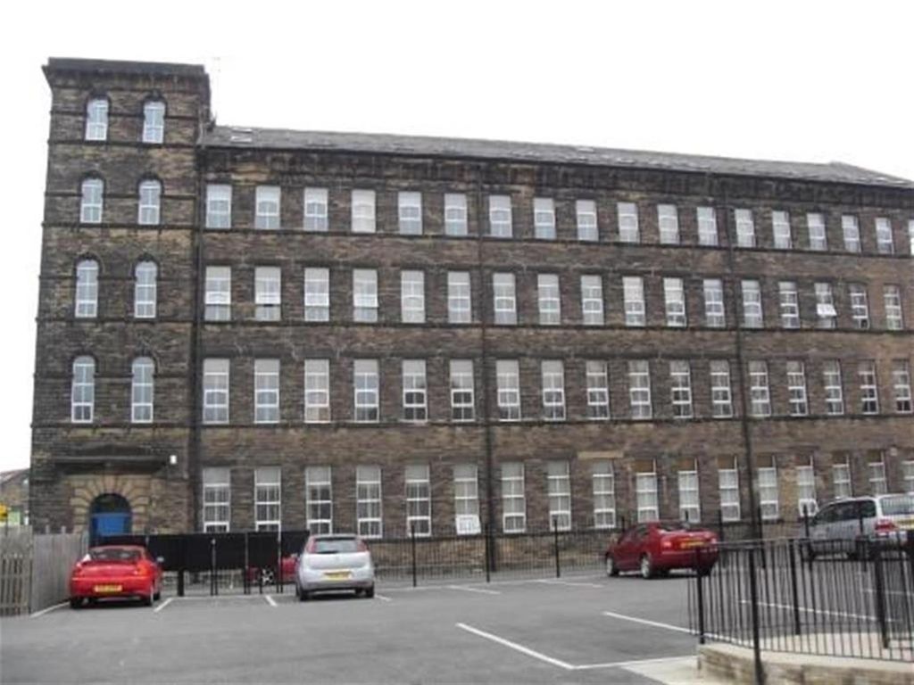 2 bed flat to rent in Waterfield Mill, Balme Road, Cleckheaton BD19, £
