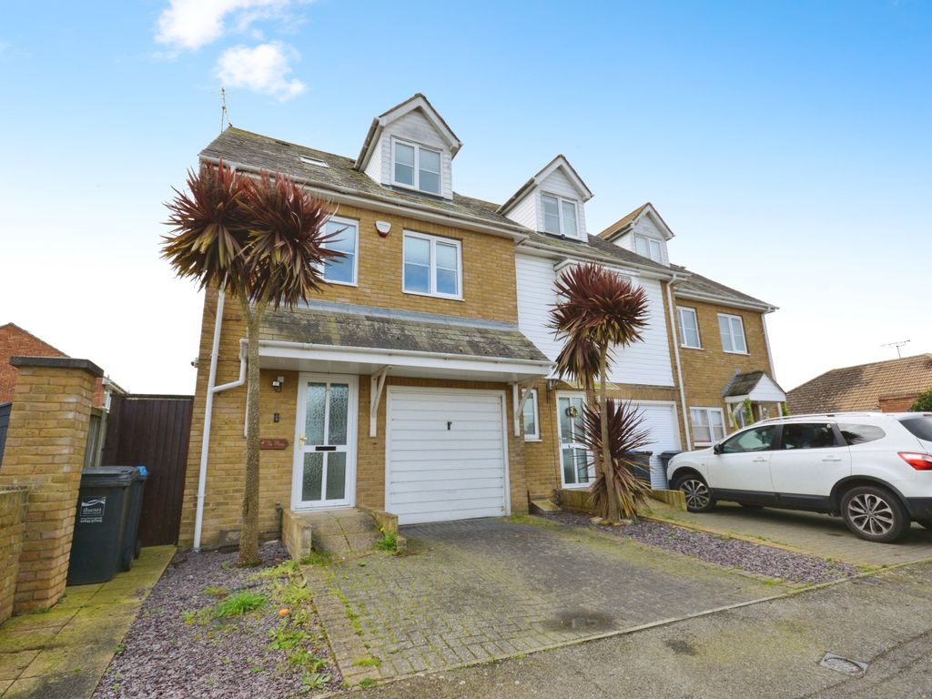 3 bed end terrace house for sale in Kingfisher Close, Margate, Kent CT9