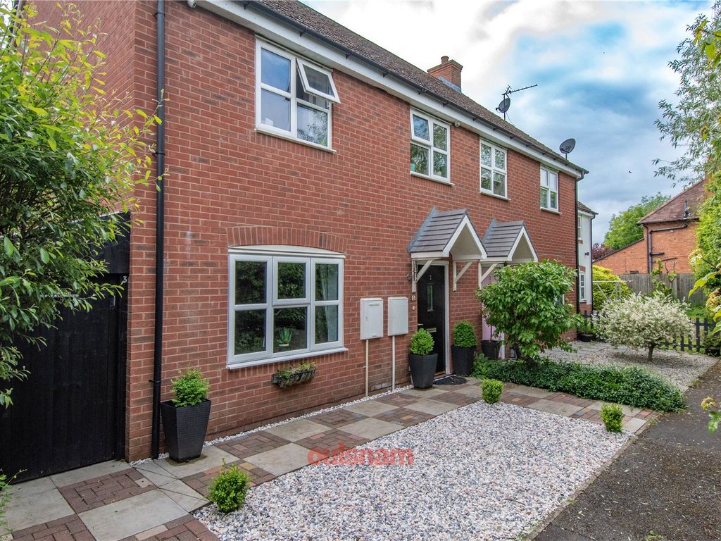 3 bed detached house for sale in Woodpecker Close, Alvechurch
