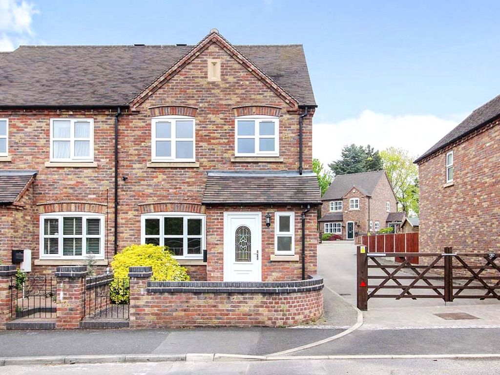 3 bed end terrace house to rent in Queen Street, Madeley, Telford