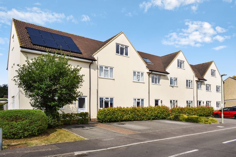 2 bed flat to rent in Orchard Court, Kidlington OX5 Zoopla