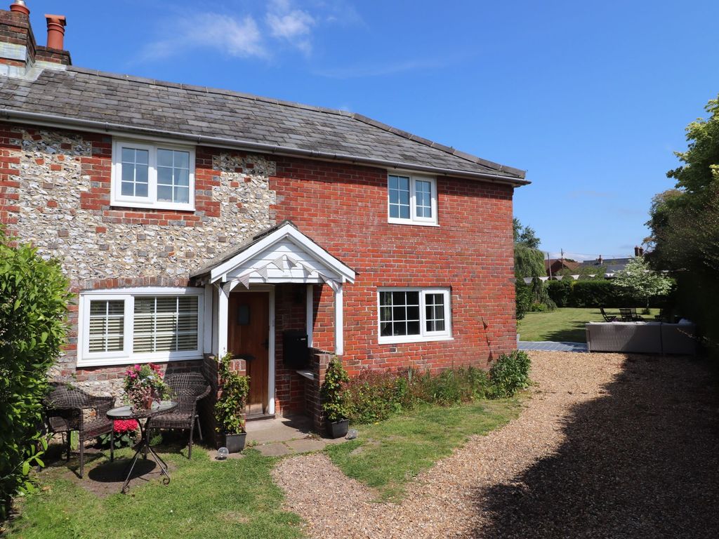 3 bed cottage for sale in Chapel Road, Swanmore SO32, £550,000 Zoopla