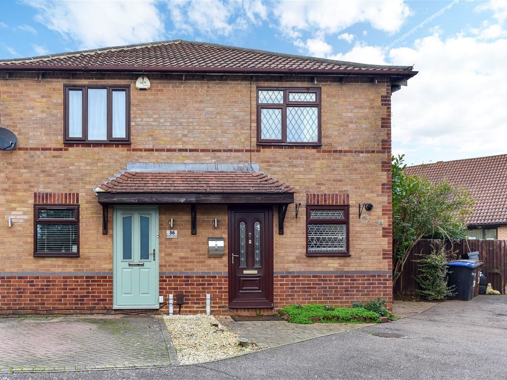 Braemar Crescent, Northampton NN4  