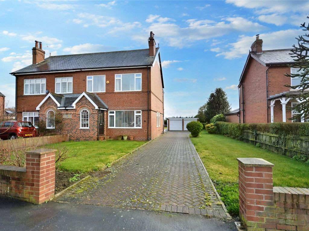 3 bed semidetached house for sale in Pinfold Lane, Mickletown Methley