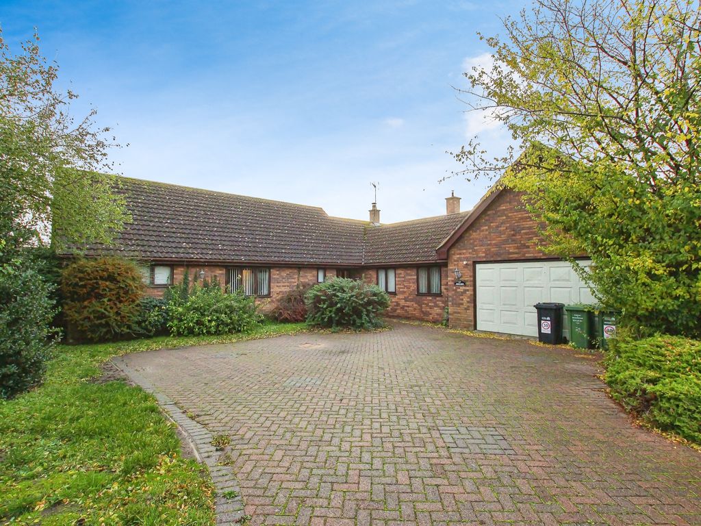 4 bed detached house for sale in Boundary Road, Hockwold, Thetford IP26, £550,000 Zoopla